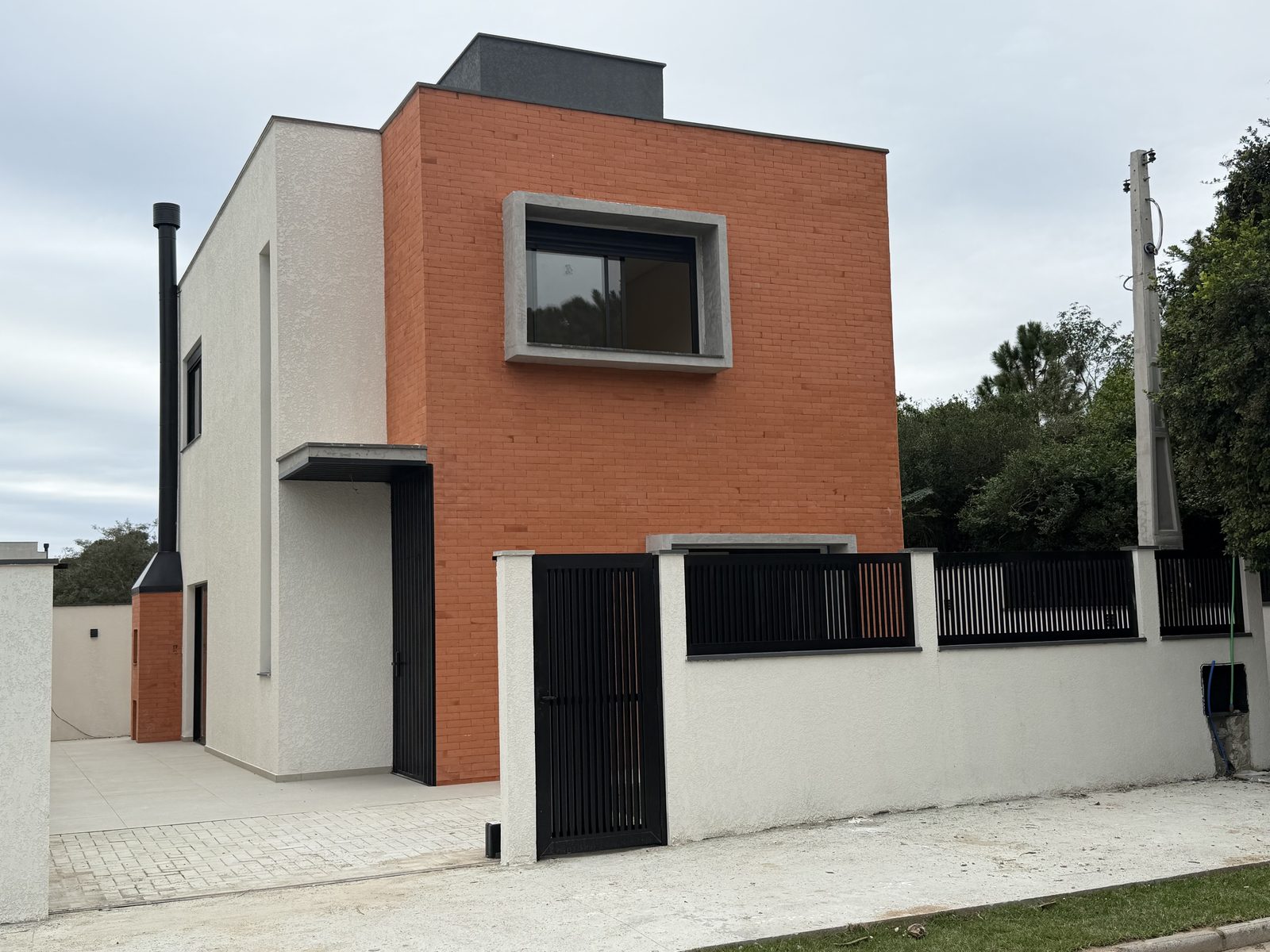 Fachada — garagem